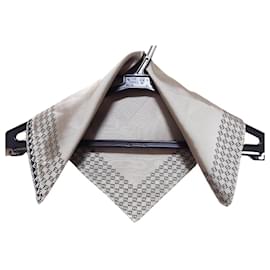 Fendi-Fendi-Beige