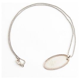 Gucci Halskette aus Silber mit ovalem Logo Silber