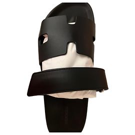 Hermès Cyprus black leather sandals Black