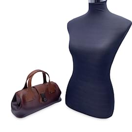 Gucci-Brown Leather Wood Hook Closure Handbag Satchel Bag-Brown