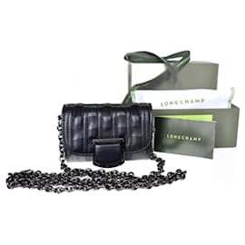 Longchamp-Tarjetero cadena negro. Modelo “brioche”-Negro