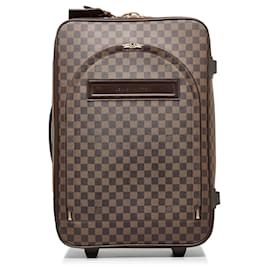 Used Black Louis Vuitton Black Epi Leather Pegase 50cm Suitcase