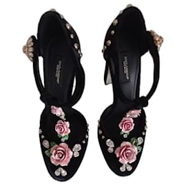 Dolce & Gabbana-Dolce and Gabbana rose pumps-Black