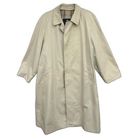 impermeable Burberry tamaño 54 Beige