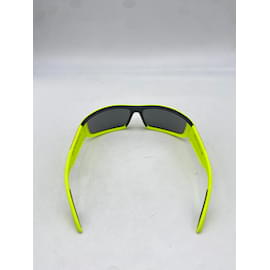 Prada-Óculos de sol PRADA T.  plástico-Amarelo