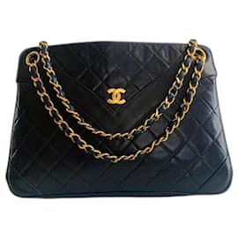Chanel-Handbags-Black,Golden