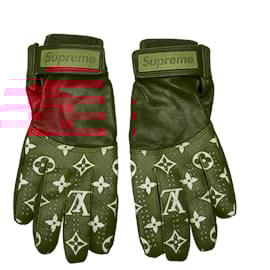 Louis Vuitton-Louis Vuitton Gants de baseball rouges Louis Vuitton x Supreme-Rouge