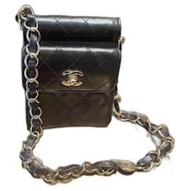 Chanel-Coleccionista-Negro,Gold hardware