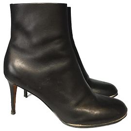 Botas ankle GIVENCHY T.EU 40 Couro Preto