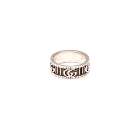 Gucci-Anello GG argento Gucci Anello in metallo in ottime condizioni-Argento