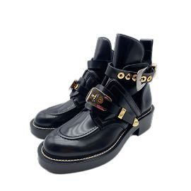 BALENCIAGA Botins T.eu 38 Couro Bege