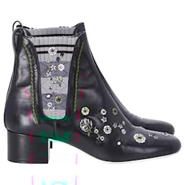 Fendi-Fendi Embroidered Sock-Trim Boots in Black Leather-Black