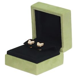 Van Cleef & Arpels Boucles d'oreilles papillon Sweet Alhambra en Nacre Blanche Blanc