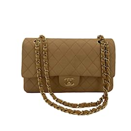 Chanel-Bolsa clássica com aba e corrente em couro bege médio-Bege