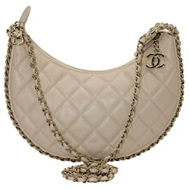 Chanel-Chanel Moon Small Hobo Bag in Beige Leather-White,Cream