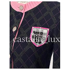 Chanel-Nuova giacca in cashmere con toppa con logo CC super rara-Multicolore