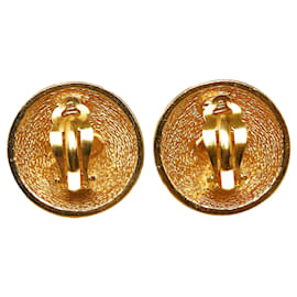 Chanel-Chanel Gold CC Clip On Earrings-Golden