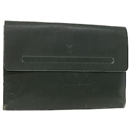 Autre Marque-LOUIS VUITTON Taiga Clutch Bag Epicea LV Auth 35910-Green