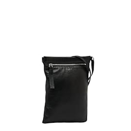Yves Saint Laurent-Leather Flat Crossbody Bag 581697-Black