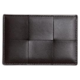Bottega Veneta-Cassette unisex leather card holder with Intrecciato motif.-Dark brown