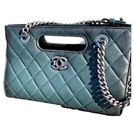 Chanel-Chanel Verde Escuro Ombré Couro de Cabra Acolchoado Perfect Edge Médio/Bolsa de compras com alça grande.-Verde escuro