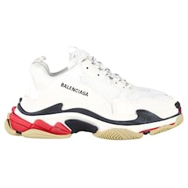 Balenciaga-Balenciaga Triple S Sneakers in White Faux Leather and Mesh-White