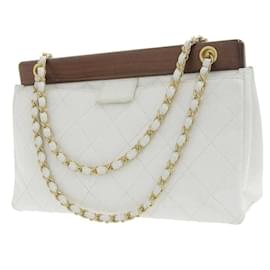 Chanel-CC Quilted Caviar Wooden Bar Shoulder Bag  in Great Condition-White