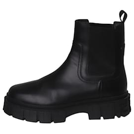 Fendi-Black leather chelsea boots - size EU 39-Black