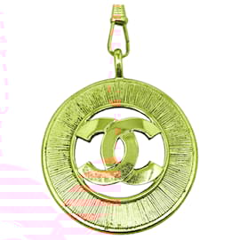 Chanel-Chanel Gold CC Pendant Necklace-Golden