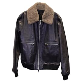 Valentino Garavani-Valentino Garavani Shearling Collar Aviator Jacket in Black calf leather Leather-Black