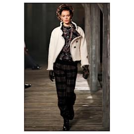 Chanel-Nuova Parigi / Maglione in tweed con nastro di Edimburgo-Blu navy