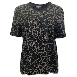 Chanel-Chanel black / Gold Camellia Print Short Sleeved Tee Shirt-Black