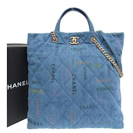 Chanel-Chanel CC matelassé Denim Mood Maxi sac cabas en jean AS3128 en bon état-Bleu