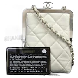 Chanel-Gesteppte Clutch-Schultertasche aus Leder mit Verschluss-Weiß