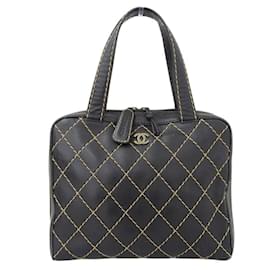 Chanel-Chanel CC Wild Stitch Handbag Leather Handbag A14693  in Fair condition-Black