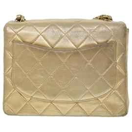 Chanel-Bolsa de ombro CHANEL Matelasse Turn Lock Corrente Pele de Cordeiro Ouro CC Aut. 53752NO-Dourado