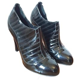 Chanel-CHANEL  Ankle boots T.eu 37.5 Patent leather-Black