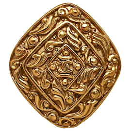 Chanel-Broche de losango de ouro Chanel-Dourado