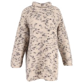 Suéter Totême Oversized Malha Gola Alta em Mohair Bege Outro