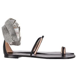 Sandali Giuseppe Zanotti decorati in pelle nera Nero