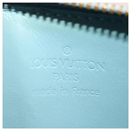 Louis Vuitton-LOUIS VUITTON Pochette Monogram Vernis Lexington Bleu Bébé M91011 Auth LV 52960-Autre