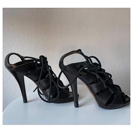 Yves Saint Laurent-Vintage 2002 Yves Saint Laurent high heels-Black