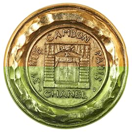 Chanel-Chanel Gold 31 Rue Cambon Hammered Medallion Brooch-Golden