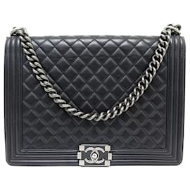 Chanel-SAC A MAIN CHANEL GRAND BOY EN CUIR MATELASSE NOIR BANDOULIERE HAND BAG-Noir