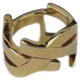 Splendido anello Yves Saint Laurent D'oro
