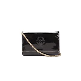 Chanel-Tasche mit Kettenklappe aus Lackleder-Schwarz