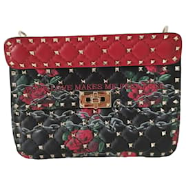 Valentino Garavani-Valentino Rockstud Spike bag in black and red leather with flower pattern-Multiple colors
