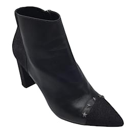 Longchamp-Longchamp Black Star Studded Pointed Toe Leather Ankle Boots-Black