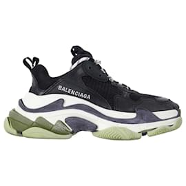 Balenciaga-Balenciaga Triple S Sneakers in Black Red Polyester-Black