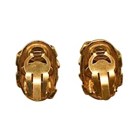 Chanel-CC Oval Clip On Earrings-Golden